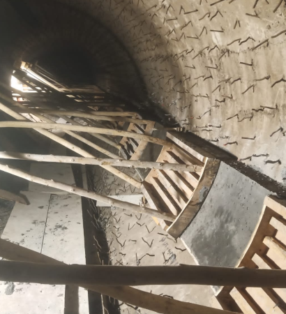 Thermlyte alternate shuttering for dense lining